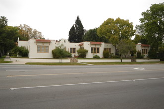 1215 E Orange Grove Blvd in Pasadena, CA - Building Photo - Building Photo