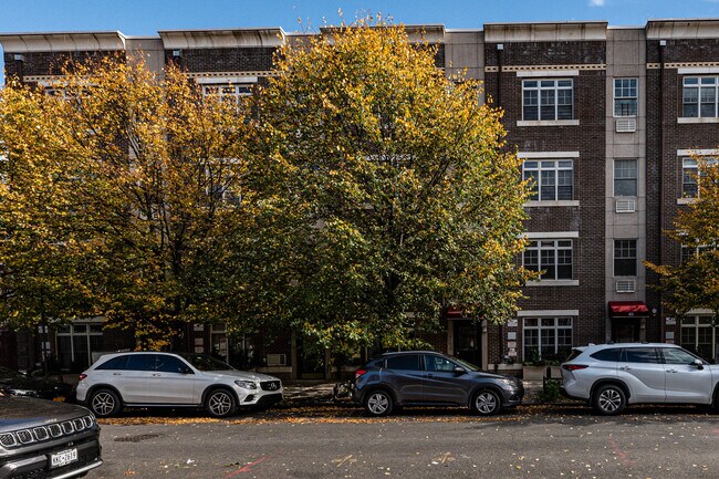 77-85 E 28th St in Brooklyn, NY - Building Photo - Building Photo