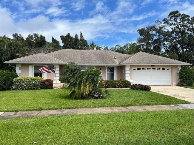 property at 1333 SE San Sovina Terrace