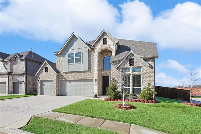 2701 Dickinson Dr in Corinth, TX - Building Photo