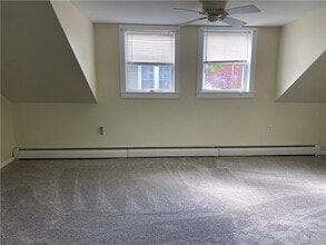 4 Moffatt St in Oneonta, NY - Building Photo - Building Photo