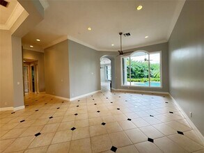 11165 Whitehawk St in Plantation, FL - Building Photo - Building Photo