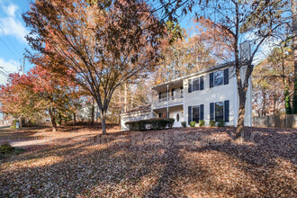 1810 River Rock Trail in Woodstock, GA - Building Photo - Building Photo