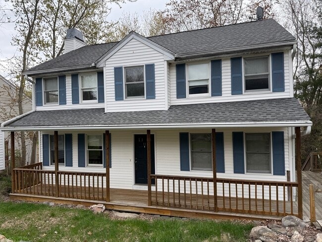 11 Wainwright Ave in Haverhill, MA - Building Photo - Building Photo