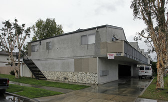 Citrus Grove Apartments in Costa Mesa, CA - Building Photo