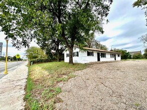 1120 Elm Ave in Waco, TX - Building Photo - Building Photo