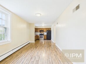 44 N Main St in Mount Wolf, PA - Building Photo - Building Photo