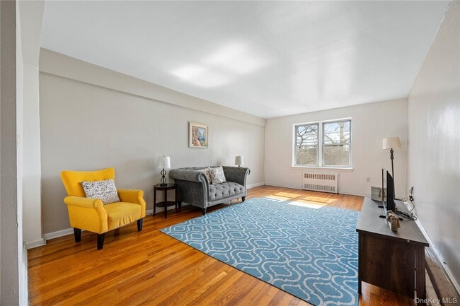 property at 255 Bronx River Rd