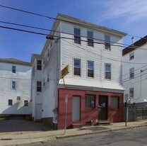 210 Mulberry St in Fall River, MA - Building Photo