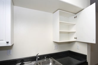 Camden Vineyards in Murrieta, CA - Building Photo - Interior Photo