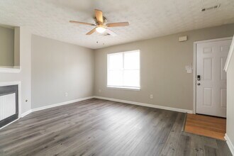 3067 Fields Dr in Lithonia, GA - Building Photo - Building Photo