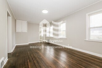 2201 E 59th St in Kansas City, MO - Building Photo - Building Photo