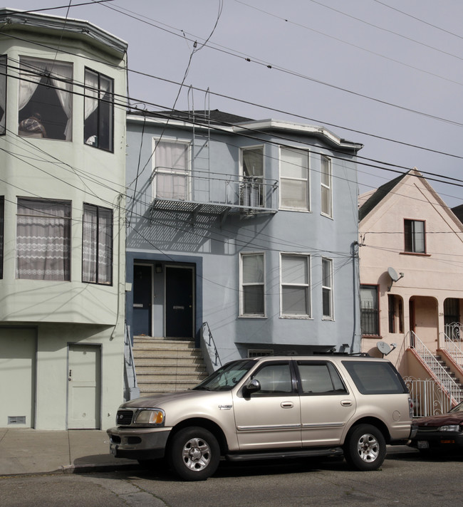 31-33 Richland Ave in San Francisco, CA - Foto de edificio - Building Photo