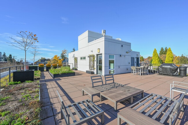 The Fifteen - Modern Living Meets Capitol ...