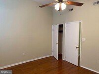 8 S Highland Ave photo'