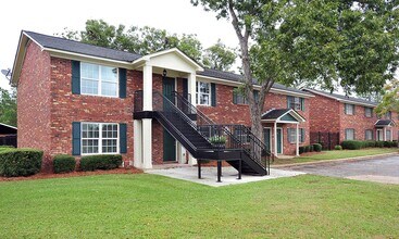 Huntingdon Apartments in Albany, GA - Building Photo - Building Photo