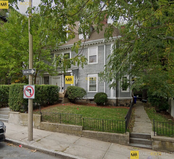 27 Orkney Rd, Unit 27 in Boston, MA - Building Photo