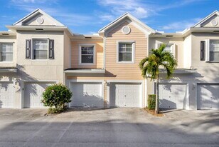 826 Dakota Dr in Jupiter, FL - Building Photo