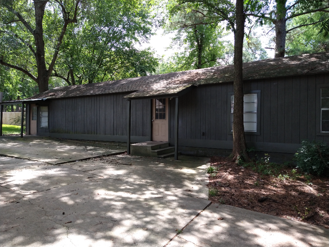 property at 804 Lazy Ln