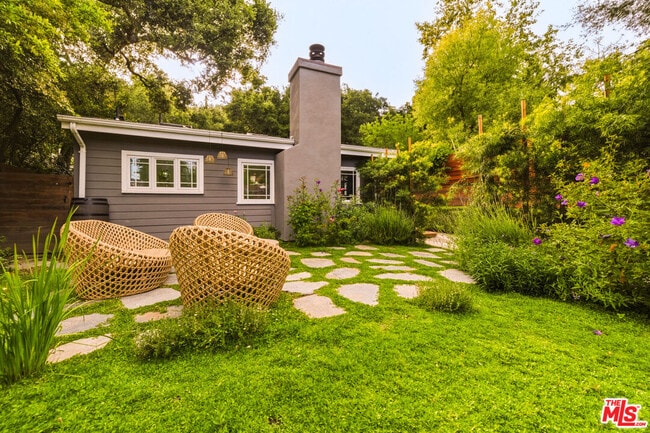 2421 Liberty Ln in Topanga, CA - Building Photo - Building Photo