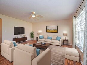 110 Spring Lake Ct in Vero Beach, FL - Building Photo - Building Photo