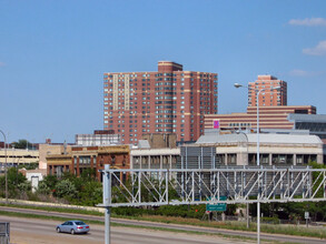 Wilson Park Tower in Minneapolis, MN - Building Photo - Building Photo