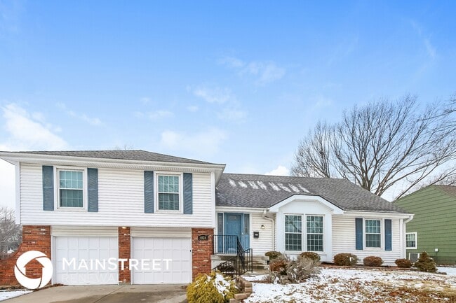 property at 6828 N Overland Dr