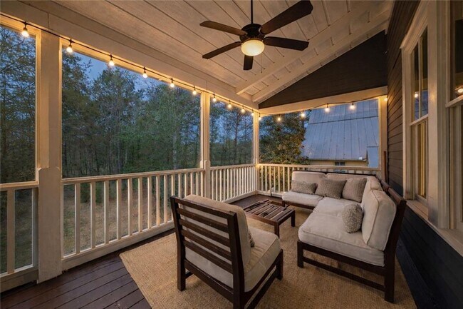 1000 Loliver Ln in Palmetto, GA - Building Photo - Building Photo