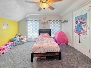 1612 Mary St in Marinette, WI - Building Photo - Building Photo