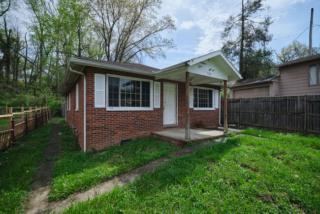 306 Olive St in Huntington, WV - Building Photo - Building Photo