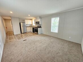 35 Pine in Highland, MI - Building Photo - Building Photo
