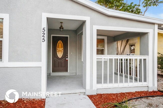 525 Braddock St S in St. Petersburg, FL - Building Photo - Building Photo