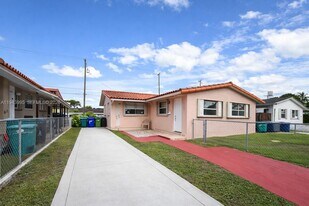 11331 SW 7th Terrace in Miami, FL - Building Photo