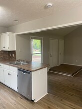 15 Lee Road 977 in Phenix City, AL - Foto de edificio - Building Photo