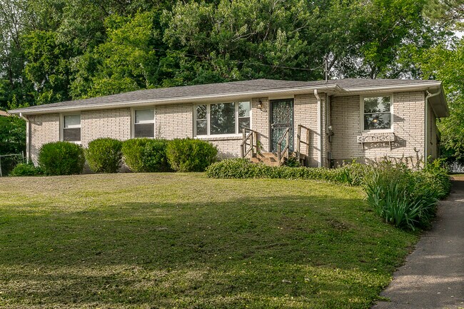 property at 1813 Welcome Ln