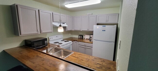 property at 2192 Lawson Creek Rd