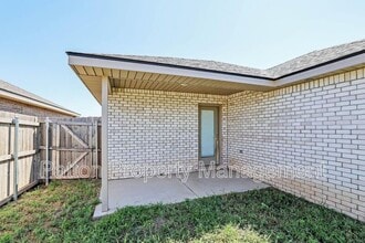 6906 Athens St in Timbercreek Canyon, TX - Building Photo - Building Photo