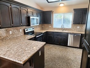 4365 W Harvard Ave in Fresno, CA - Building Photo - Building Photo