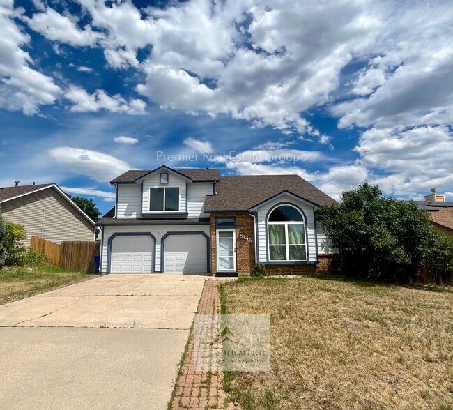 8145 Camfield Cir in Colorado Springs, CO - Foto de edificio - Building Photo