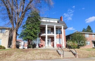 1208 Kanawha Terrace in Huntington, WV - Building Photo