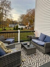 130 Mount Vernon St, Unit 130A in Dover, NH - Building Photo - Building Photo