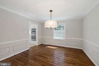 4887 35th Rd N in Arlington, VA - Building Photo - Building Photo