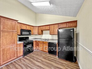 406 Invector Ct in Locust Grove, GA - Building Photo - Building Photo