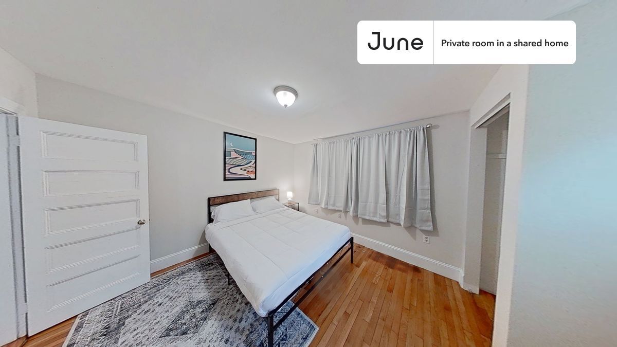 Private bedroom in 4 bed/2 bath Home in Boston, MA - Building Photo