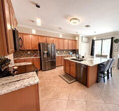 12410 Cinqueterre Dr in Venice, FL - Building Photo - Building Photo