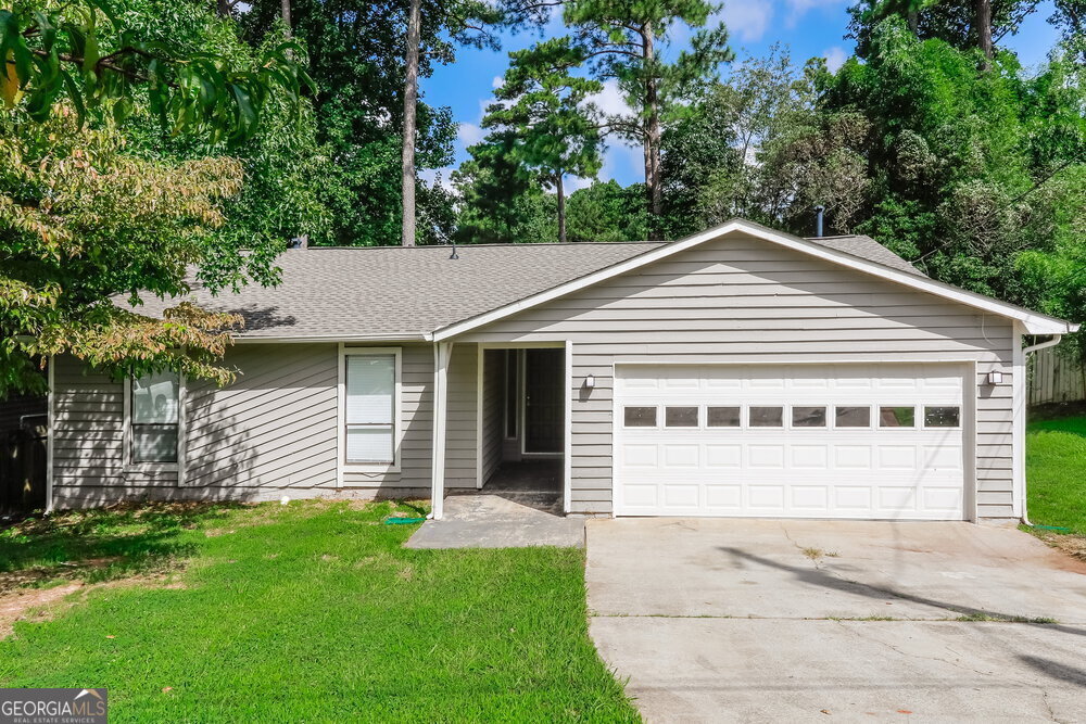 5177 Aberdeen Ct NW in Lilburn, GA - Building Photo