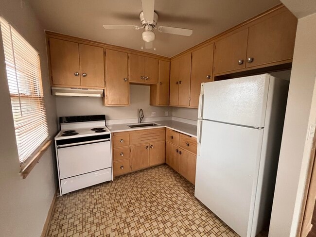 5500 S Trinthammer Ave in Cudahy, WI - Building Photo - Building Photo
