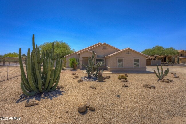 35714 7th Ave in Phoenix, AZ - Building Photo - Building Photo