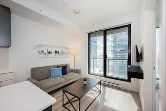 237 Rue Lucien-L'Allier, Unit SI ID1261824P in Montréal, QC - Building Photo - Building Photo