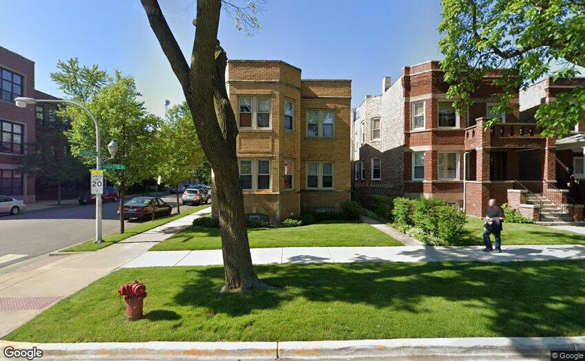 4441 N Laramie Ave, Unit 4439-1 in Chicago, IL - Foto de edificio